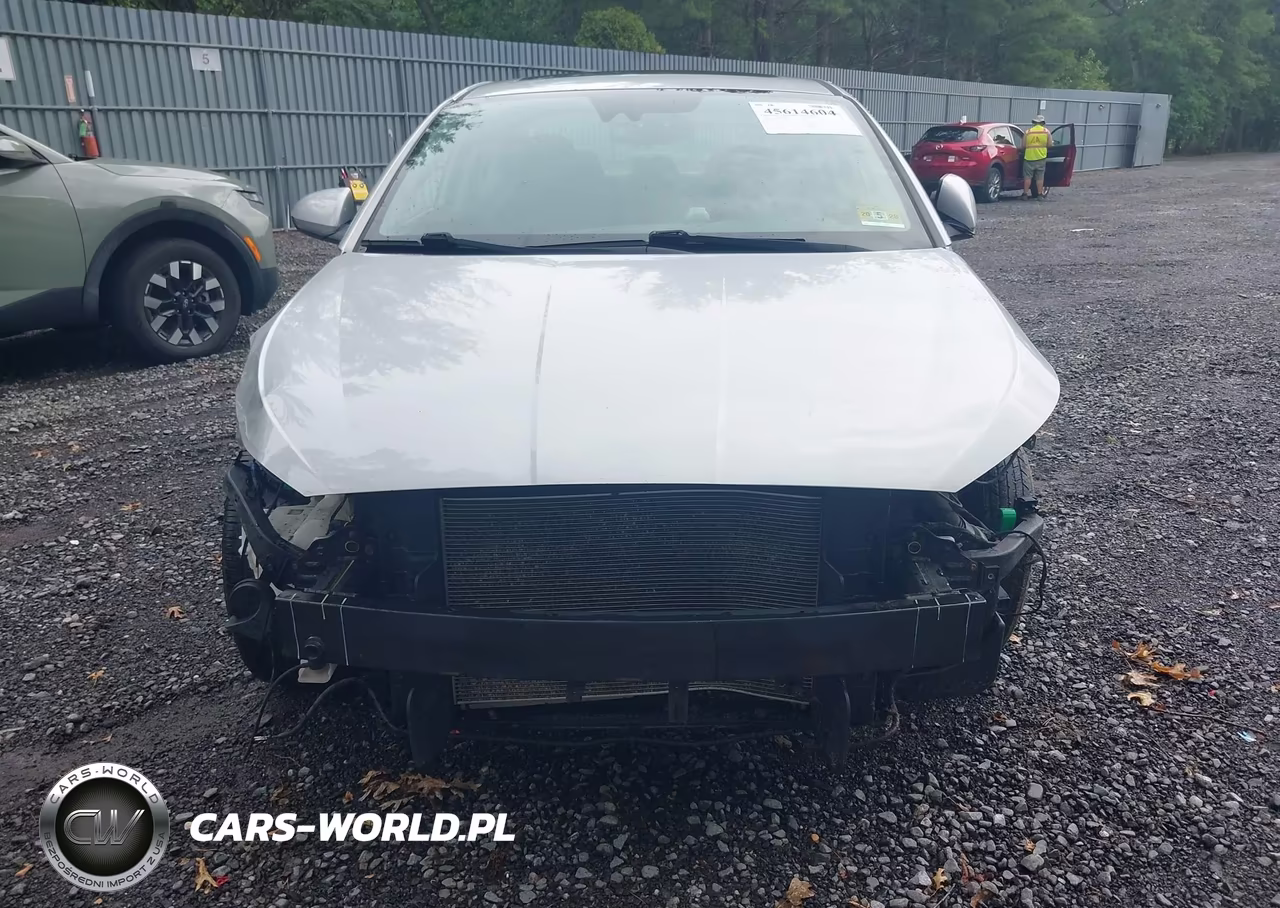 2019 Hyundai Elantra Value Edition VIN:KMHD84LF6KU848733 - 12