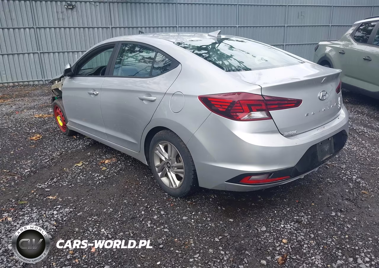 2019 Hyundai Elantra Value Edition VIN:KMHD84LF6KU848733 - 3