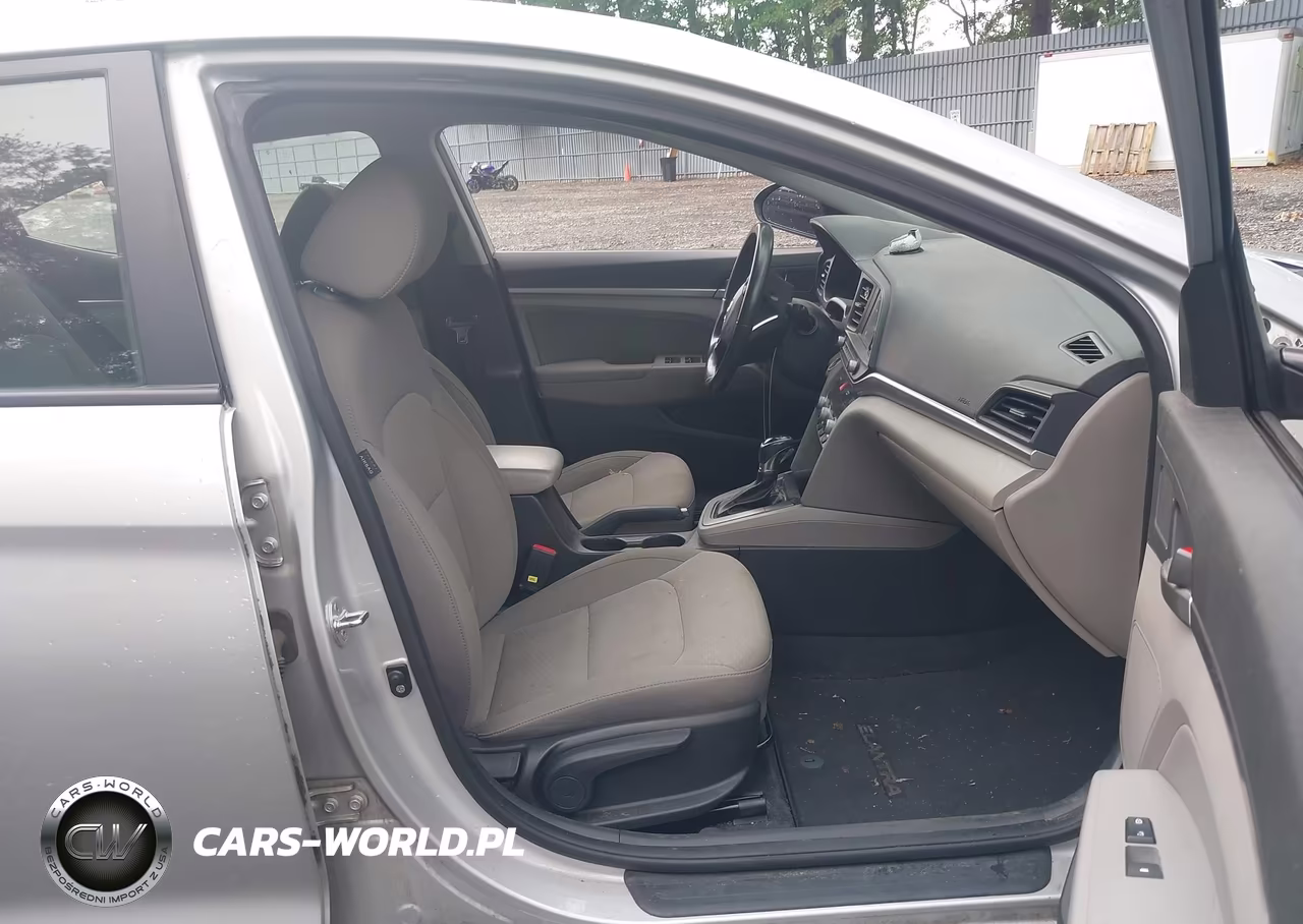 2019 Hyundai Elantra Value Edition VIN:KMHD84LF6KU848733 - 5