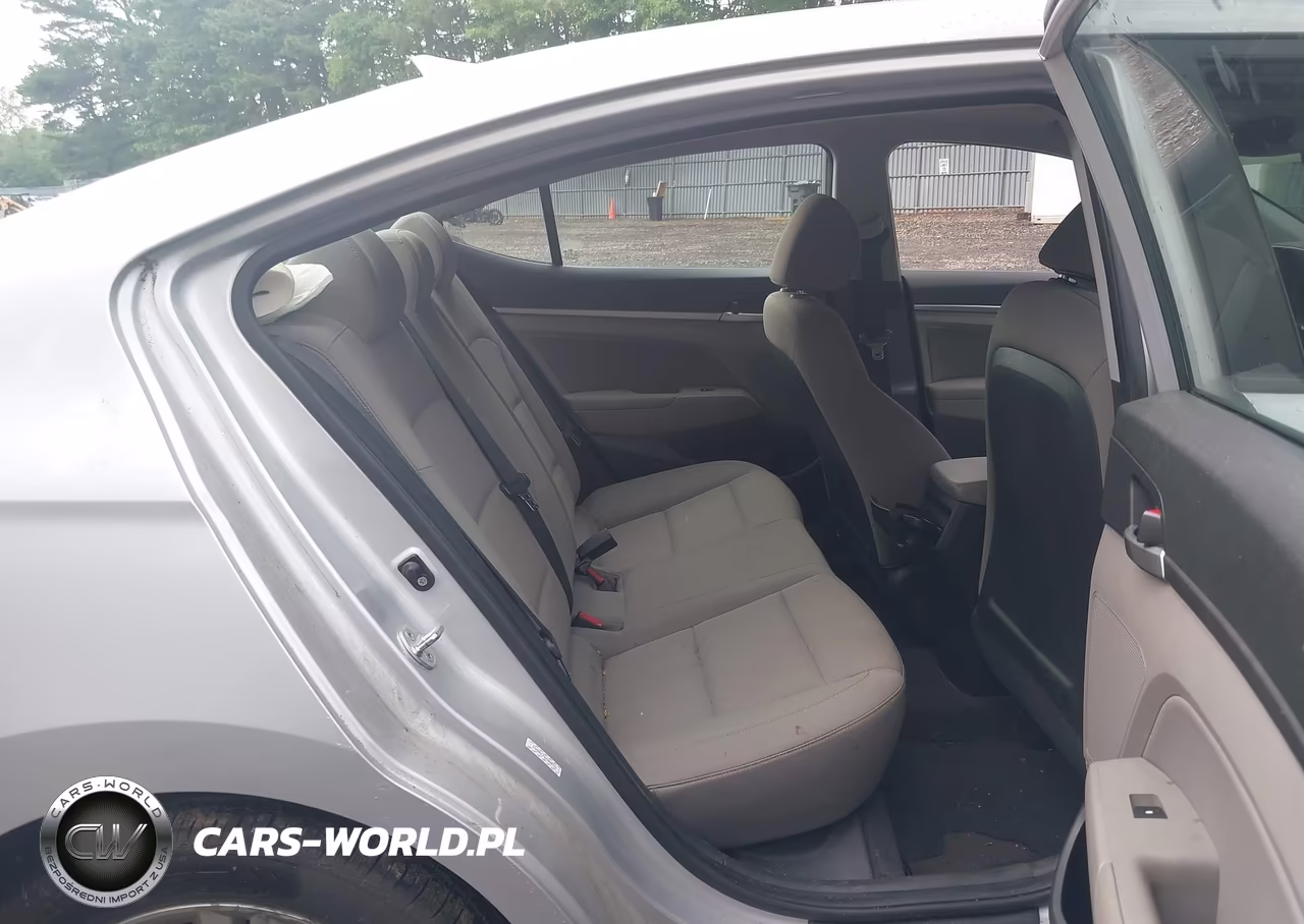 2019 Hyundai Elantra Value Edition VIN:KMHD84LF6KU848733 - 8