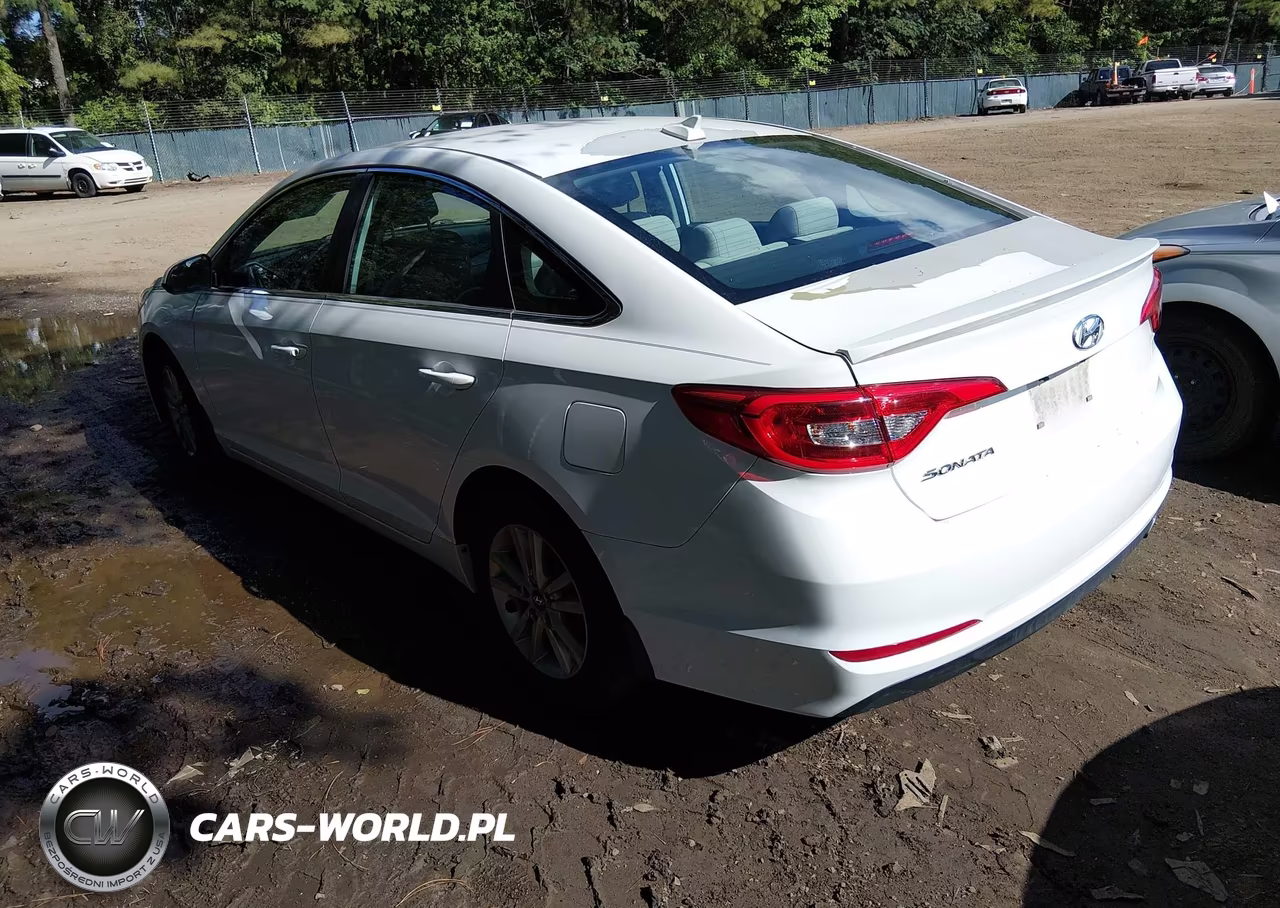 2015 Hyundai Sonata Se VIN:5NPE24AF7FH161628 - 3