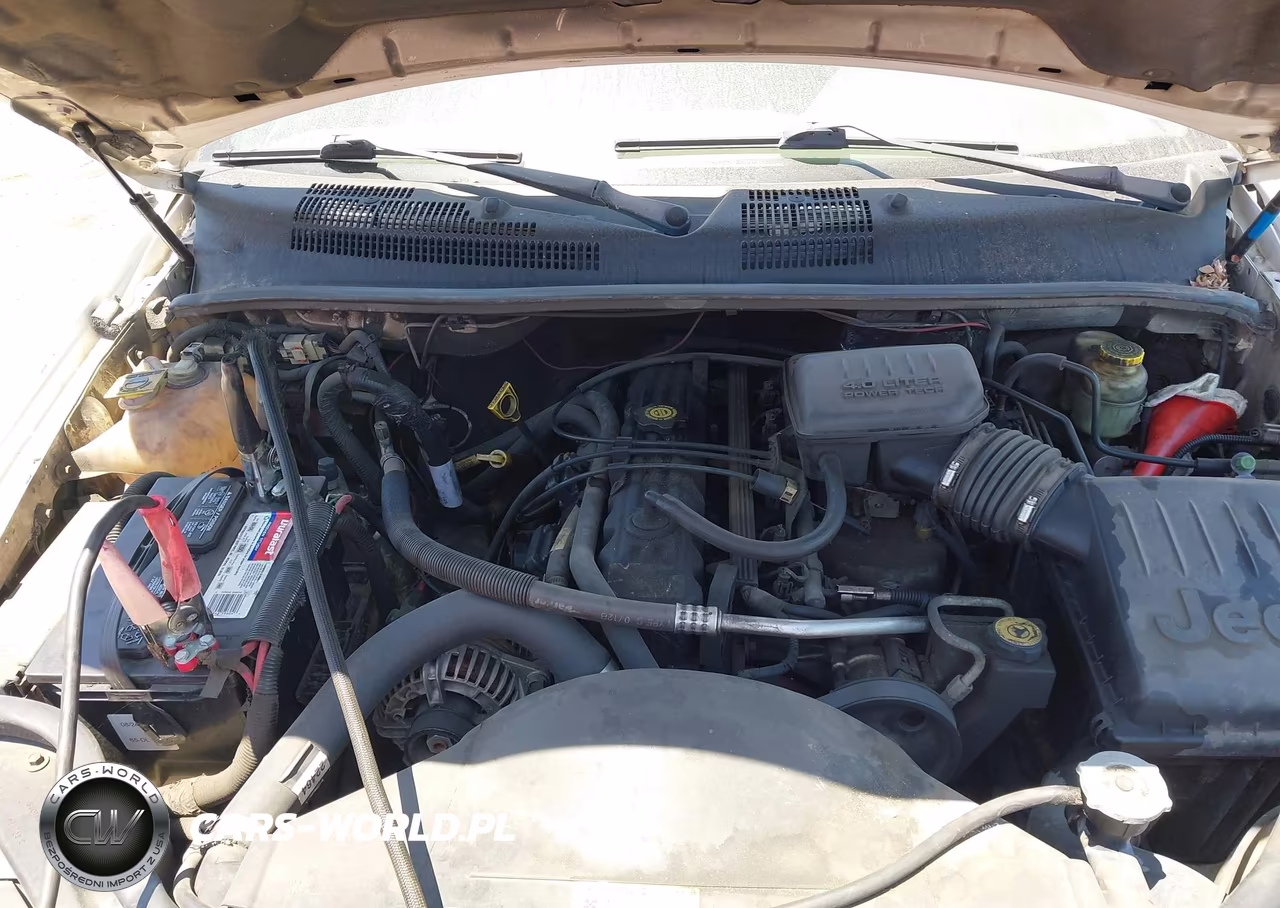 2002 Jeep Grand Cherokee Laredo VIN:1J4GX48S82C244904 - 10