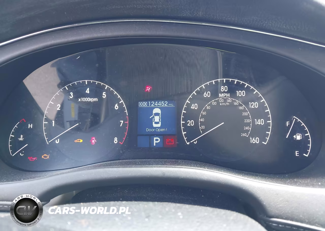 2010 Hyundai Genesis 3.8 VIN:KMHGC4DEXAU096826 - 7
