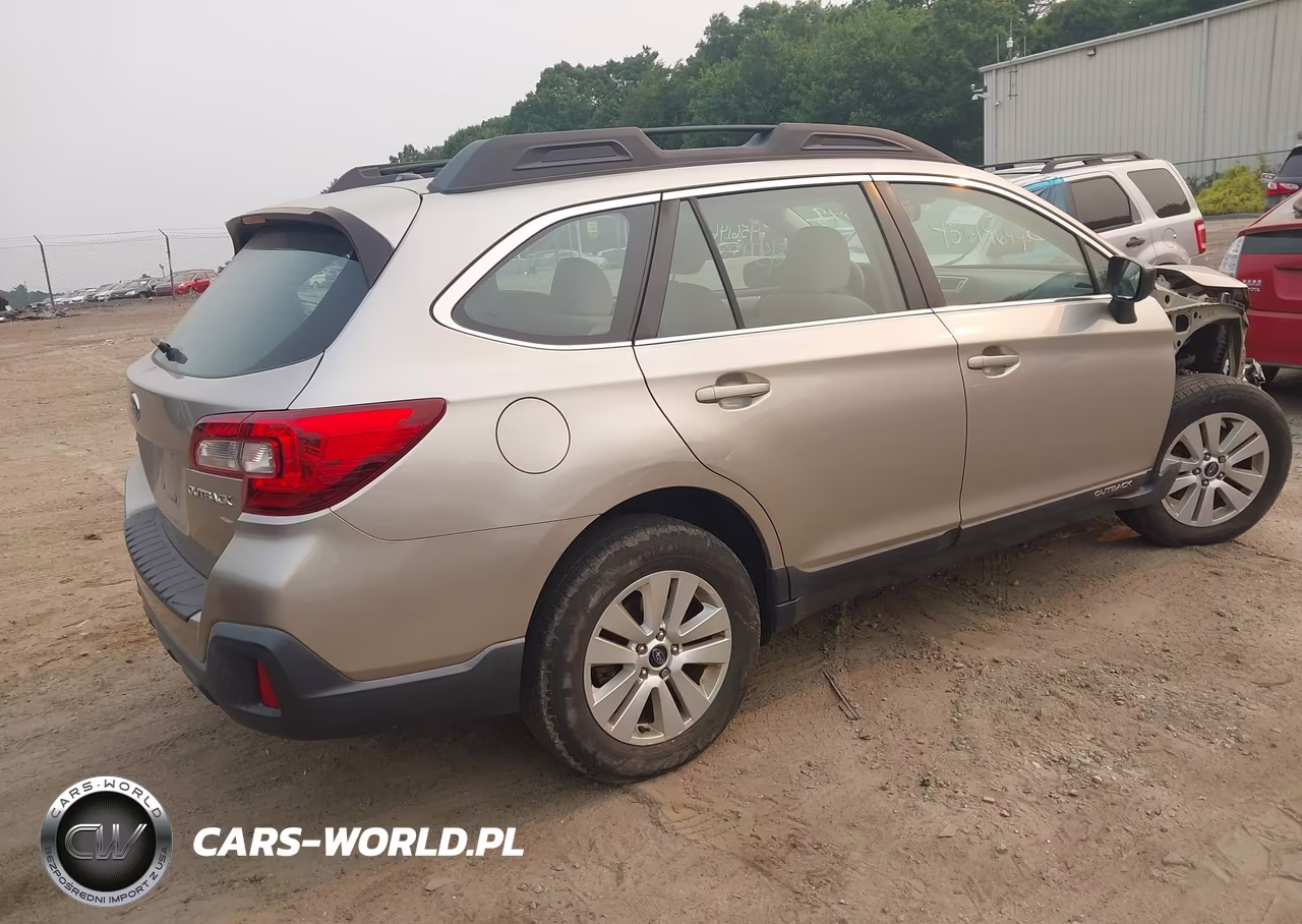 2019 Subaru Outback 2.5I VIN:4S4BSABC6K3371872 - 4