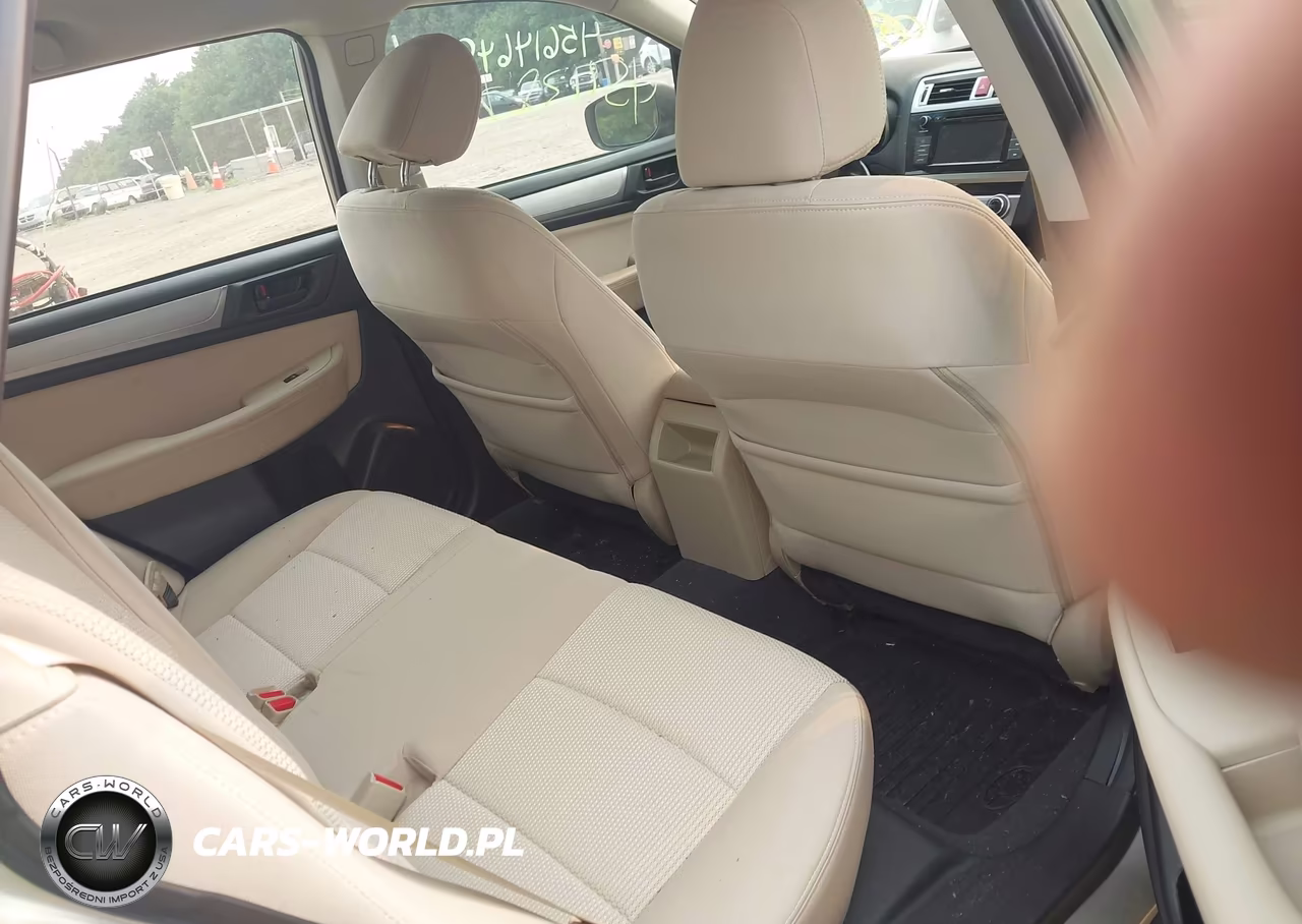 2019 Subaru Outback 2.5I VIN:4S4BSABC6K3371872 - 8