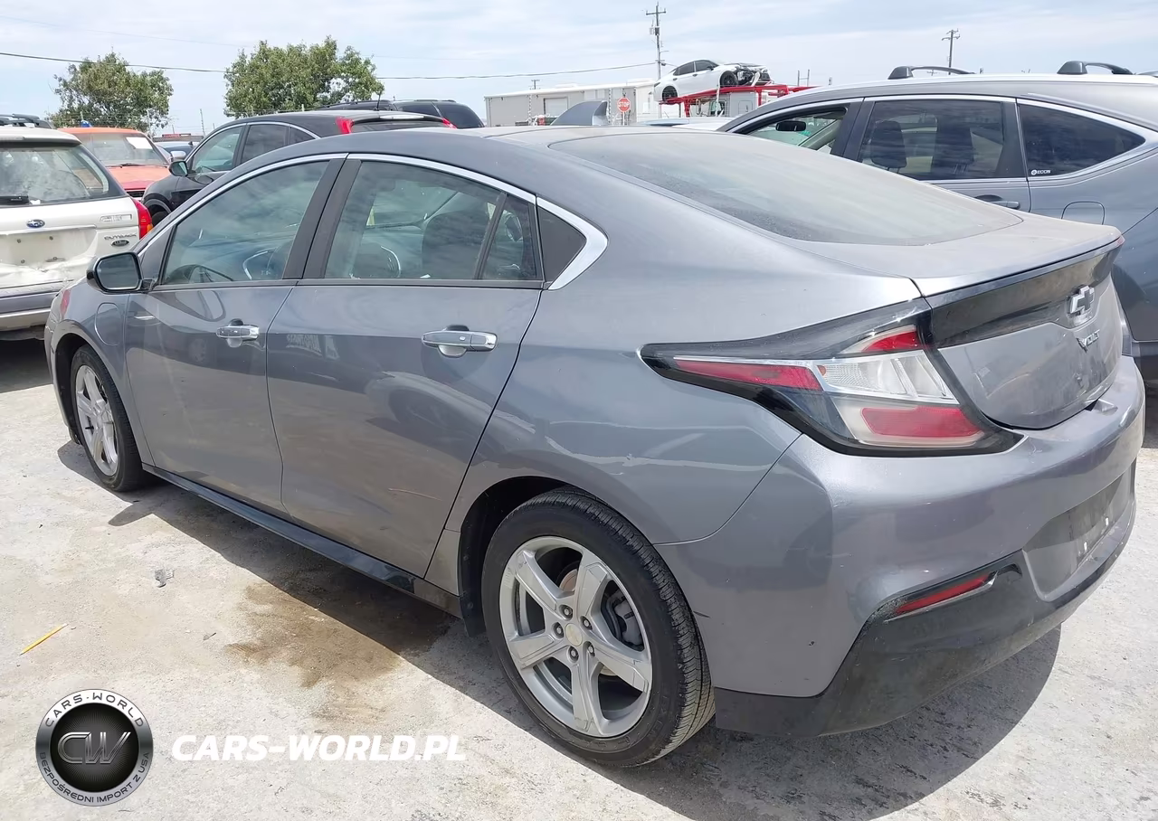 2018 Chevrolet Volt Lt VIN:1G1RC6S57JU139734 - 3