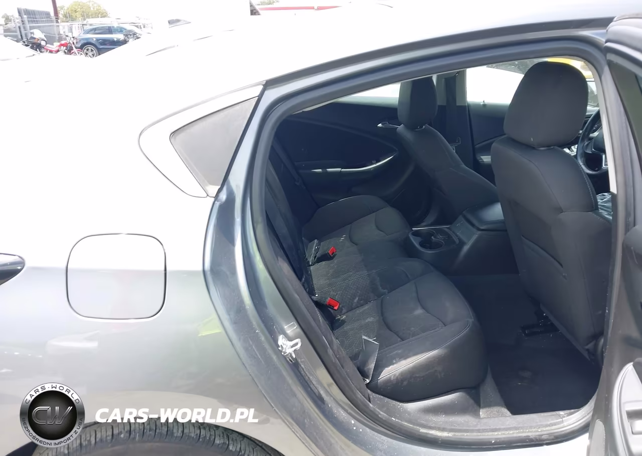 2018 Chevrolet Volt Lt VIN:1G1RC6S57JU139734 - 8