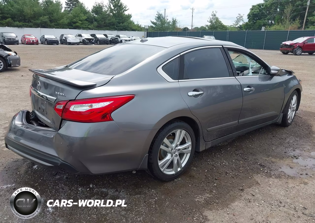 2017 Nissan Altima 3.5 Sl VIN:1N4BL3AP9HC129349 - 4