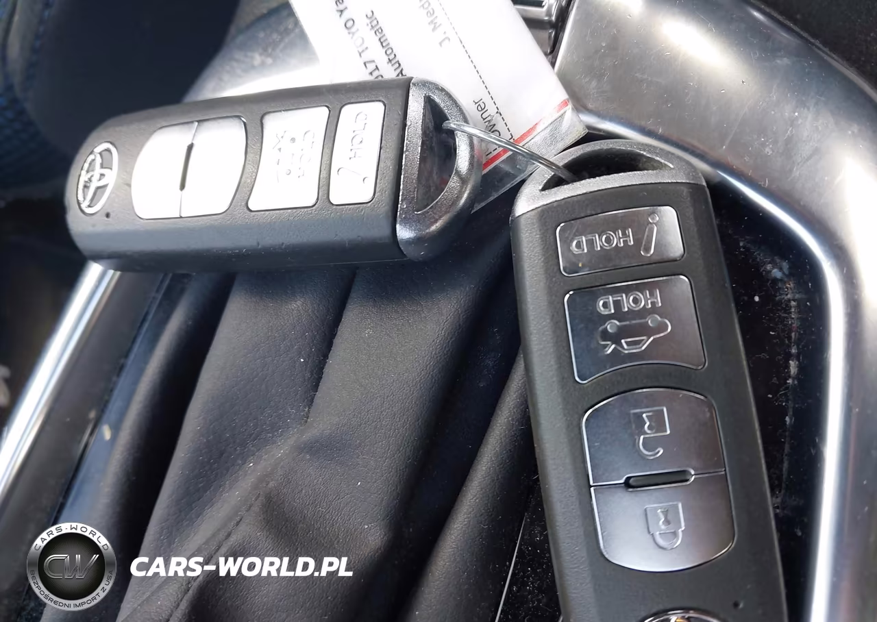 2017 Toyota Yaris Ia VIN:3MYDLBYV2HY168892 - 11