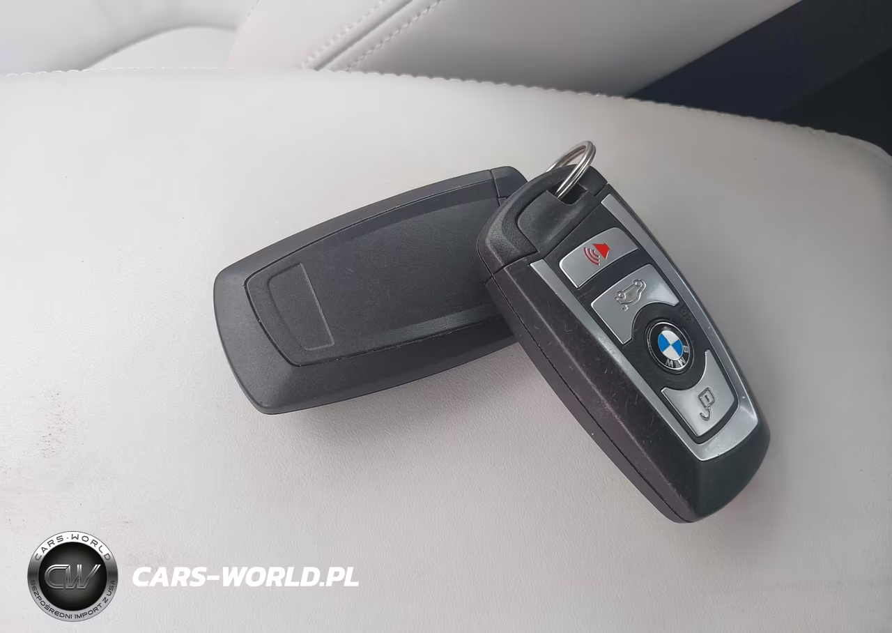 2018 BMW M4 VIN:WBS4Y9C53JAC86844 - 11