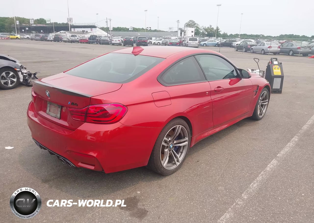 2018 BMW M4 VIN:WBS4Y9C53JAC86844 - 4