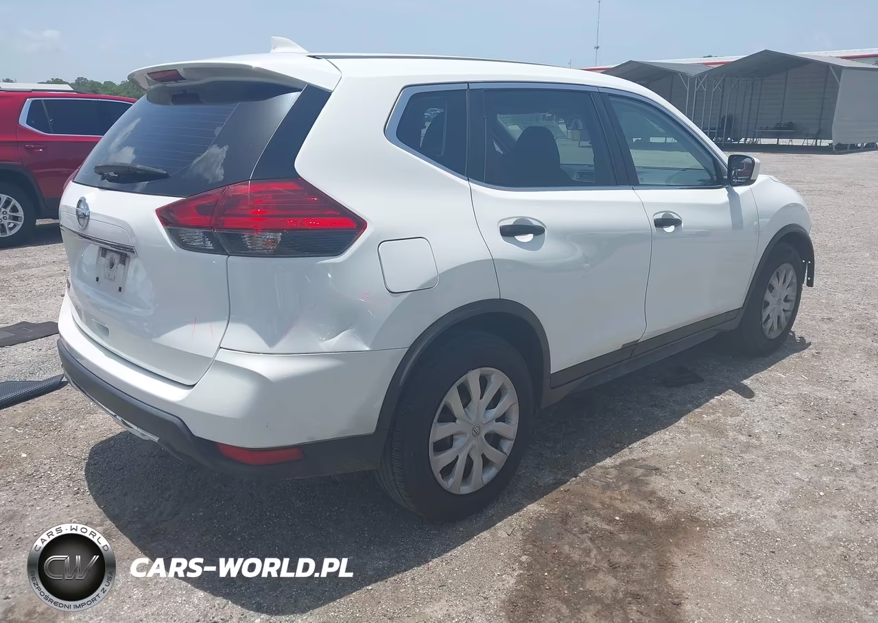 2017 Nissan Rogue S VIN:KNMAT2MT1HP575626 - 4