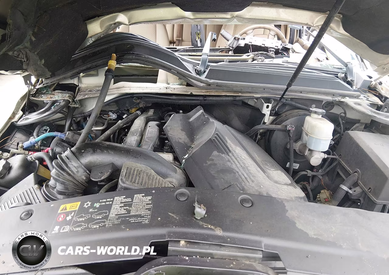 2012 Chevrolet Suburban Ls VIN:1GNSCHE02CR162324 - 10