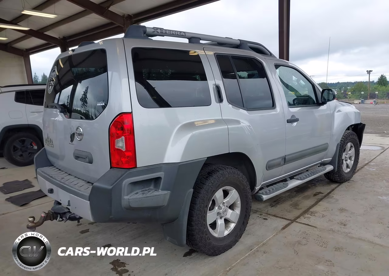 2013 Nissan Xterra S VIN:5N1AN0NW9DN812906 - 4