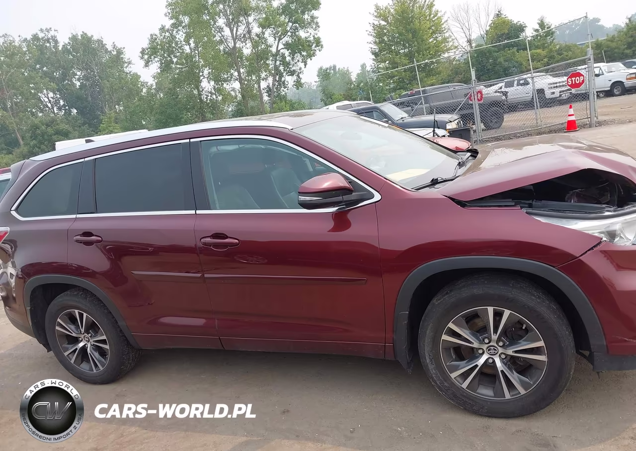 2016 Toyota Highlander Xle V6 VIN:5TDJKRFH3GS308822 - 13
