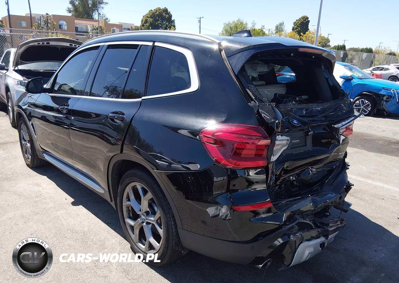 2021 BMW X3 Phev xDrive30E VIN:5UXTS1C0XM9D71713 - 3