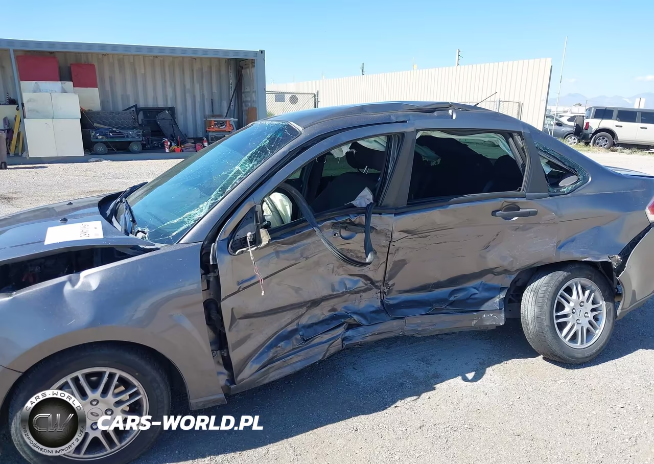 2011 Ford Focus Se VIN:1FAHP3FN0BW203057 - 6