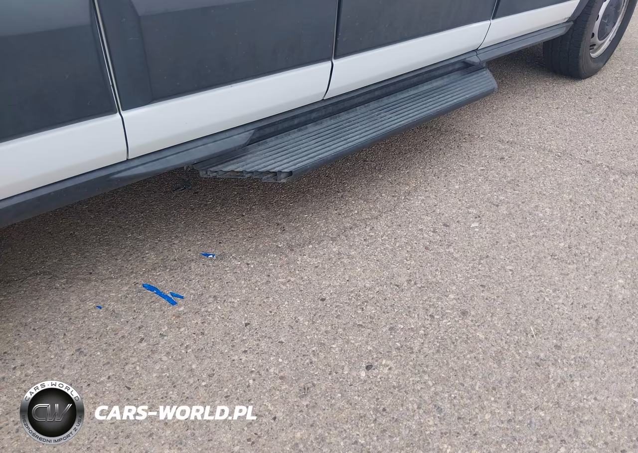 2018 Ford Transit-350 Xl VIN:1FBZX2ZM9JKA71048 - 6