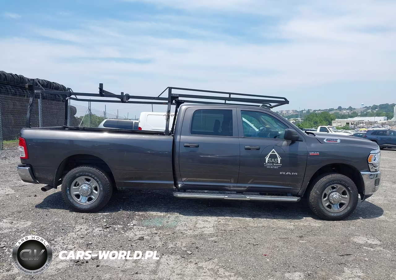 2020 Ram 2500 Tradesman 4X4 8' Box VIN:3C6UR5HJ0LG104979 - 13