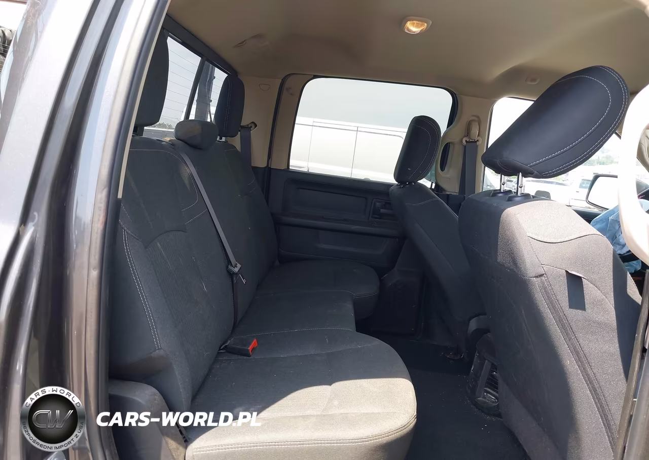2020 Ram 2500 Tradesman 4X4 8' Box VIN:3C6UR5HJ0LG104979 - 8