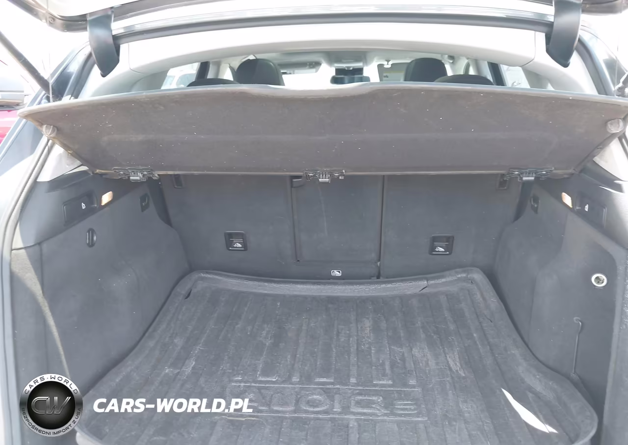 2016 Audi Q5 2.0T Premium VIN:WA1L2AFPXGA055944 - 18