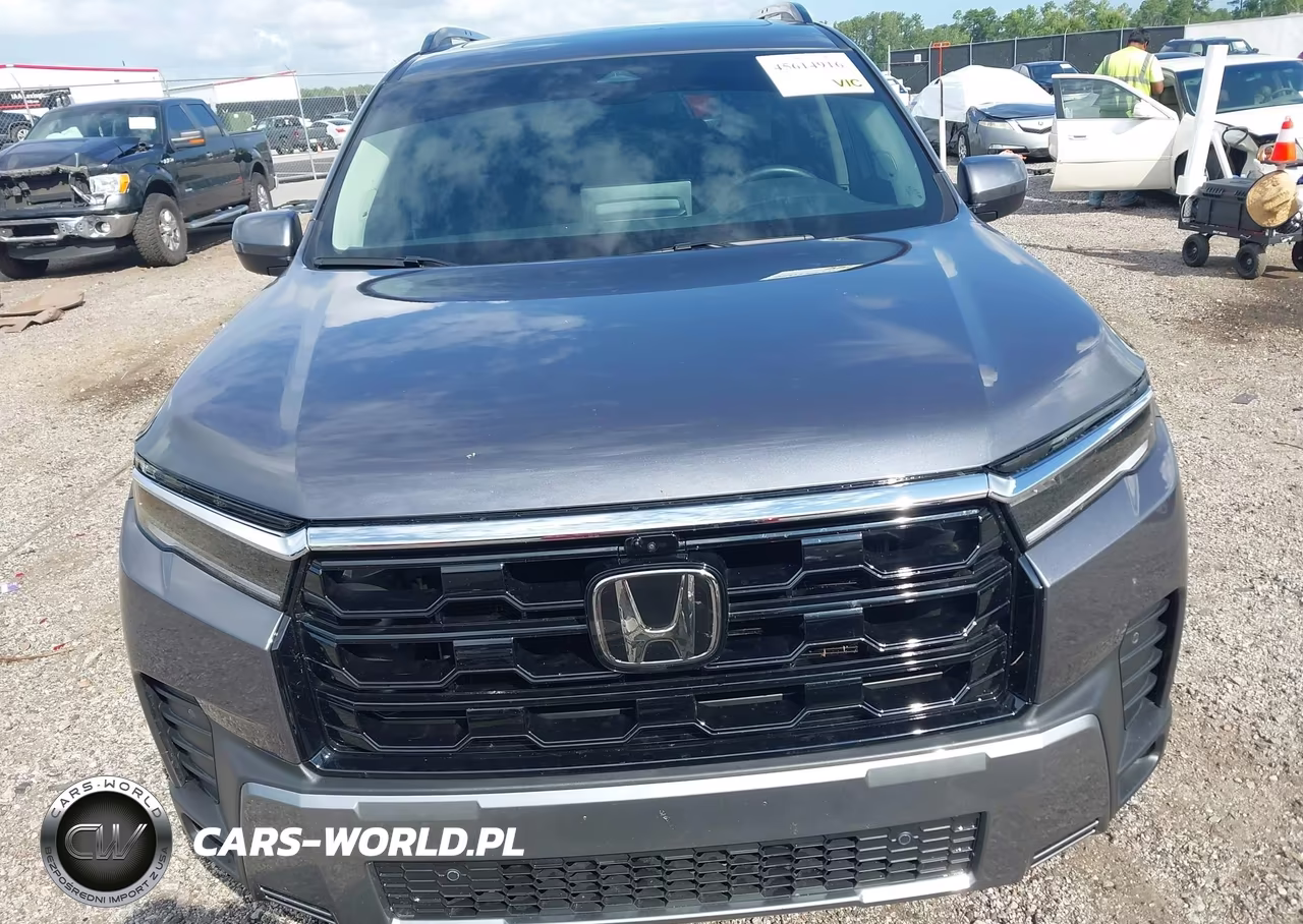 2026 Honda Pilot Touring-Touring Blackout VIN:5FNYG1H72TB018334 - 13
