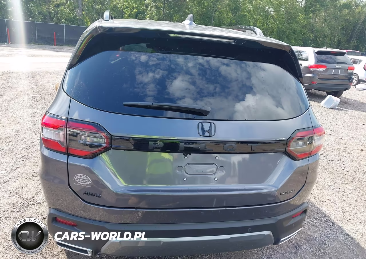 2026 Honda Pilot Touring-Touring Blackout VIN:5FNYG1H72TB018334 - 17