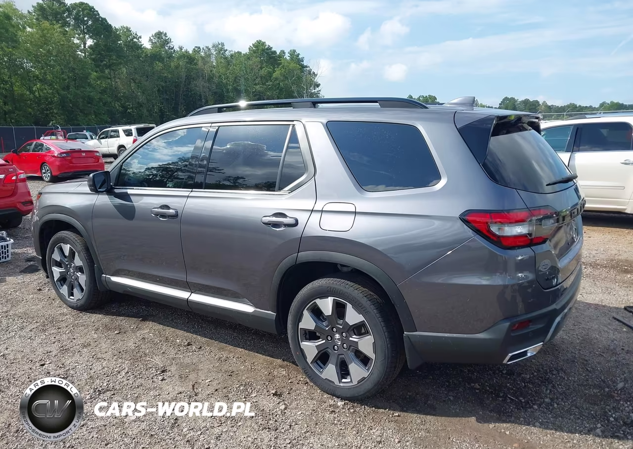 2026 Honda Pilot Touring-Touring Blackout VIN:5FNYG1H72TB018334 - 3