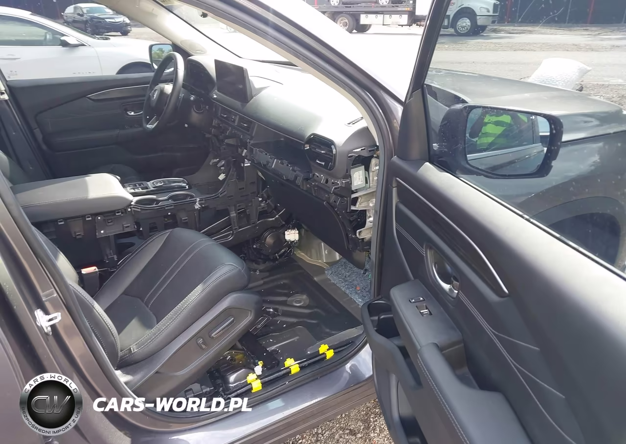 2026 Honda Pilot Touring-Touring Blackout VIN:5FNYG1H72TB018334 - 5