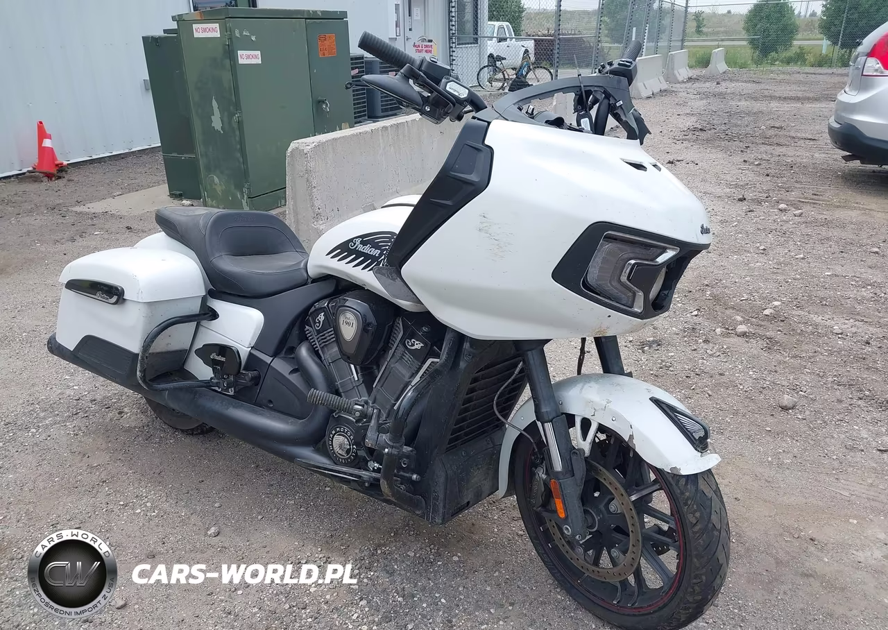 2020 Indian Motorcycle Co. Challenger Dark Horse – zdjęcie 1 z 16