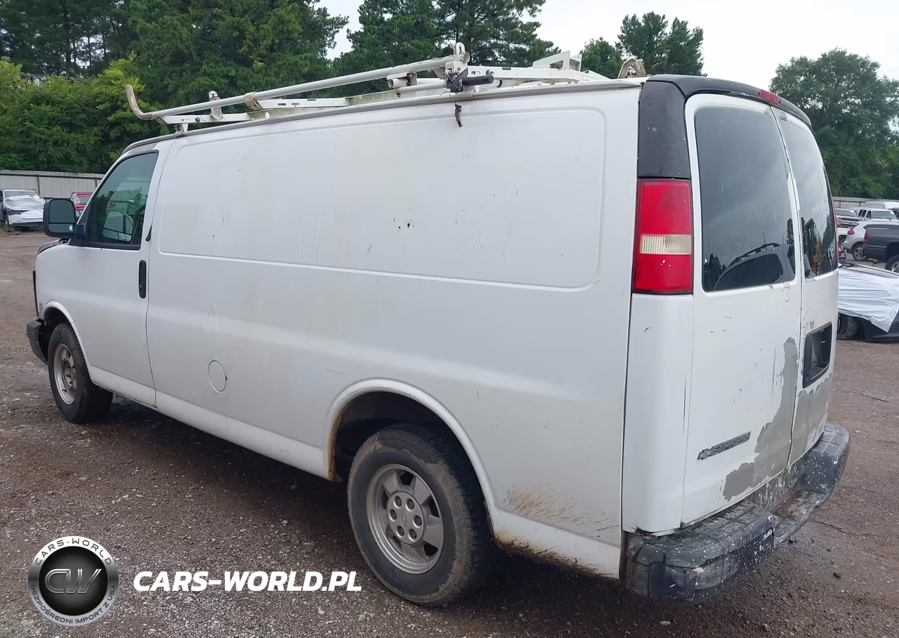 2008 Chevrolet Express Work Van VIN:1GCFG15XX81179994 - 3