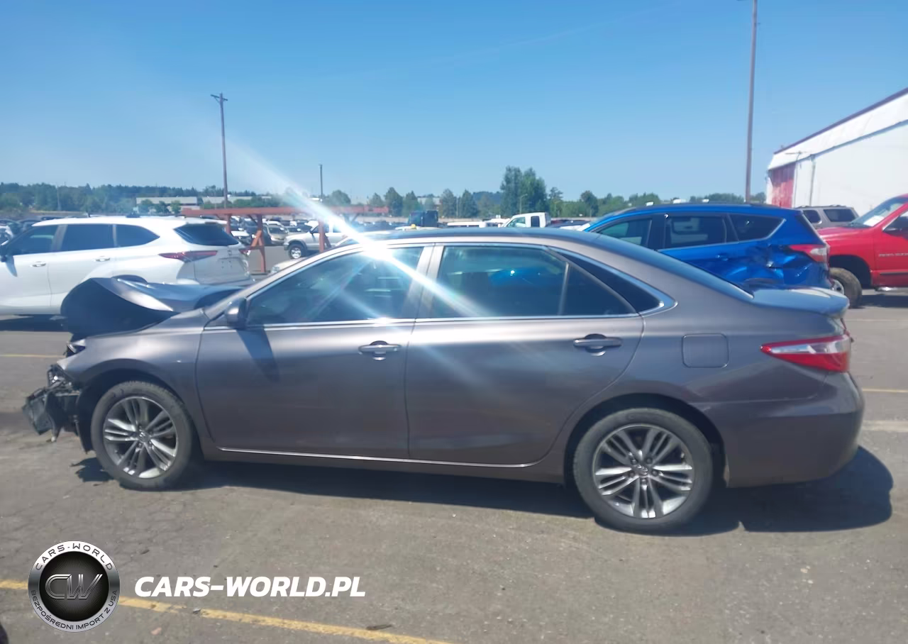 2017 Toyota Camry Se VIN:4T1BF1FK6HU672568 - 15