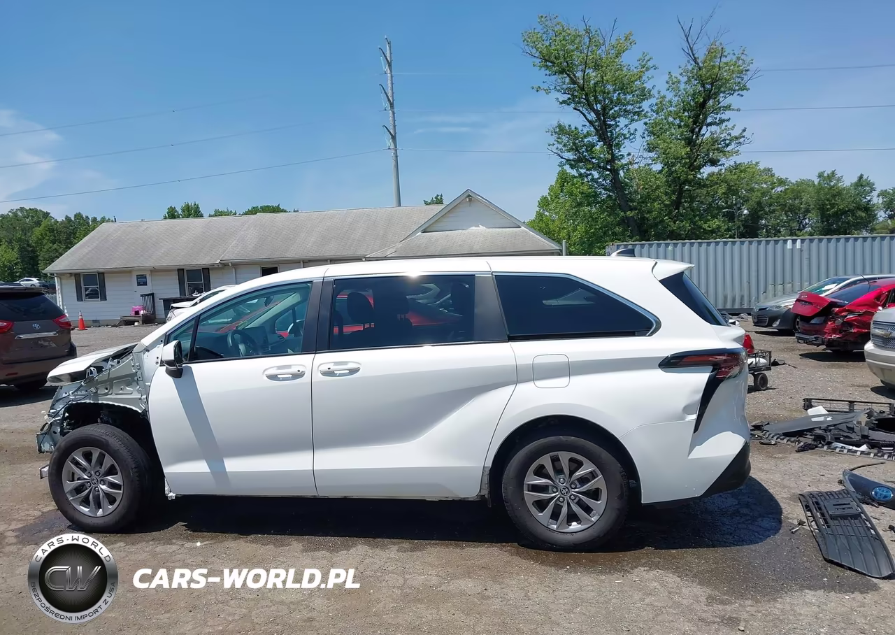 2024 Toyota Sienna Le VIN:5TDKRKECXRS207261 - 15
