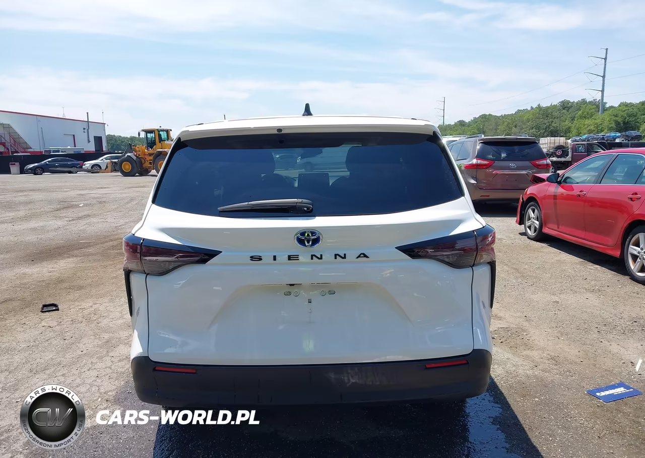 2024 Toyota Sienna Le VIN:5TDKRKECXRS207261 - 17