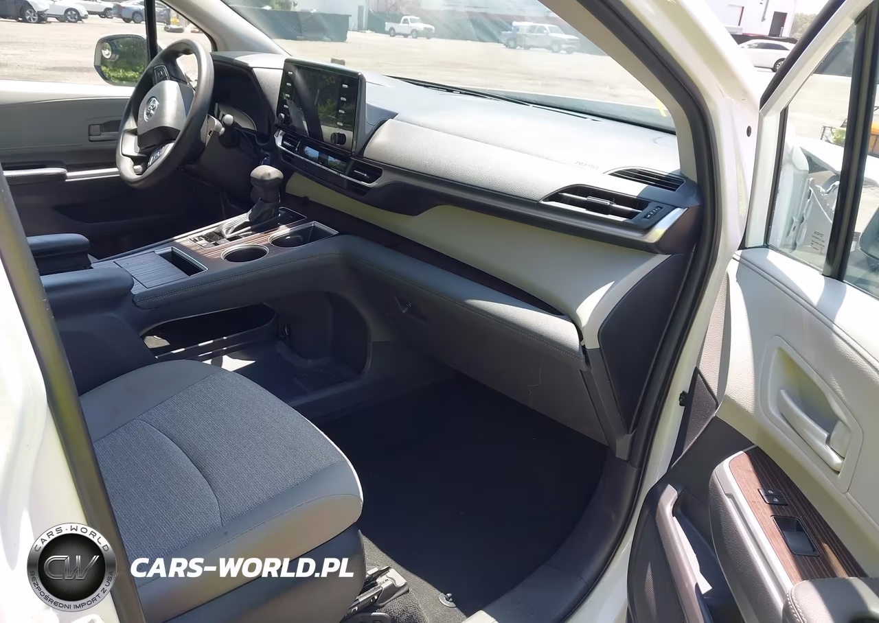 2024 Toyota Sienna Le VIN:5TDKRKECXRS207261 - 5