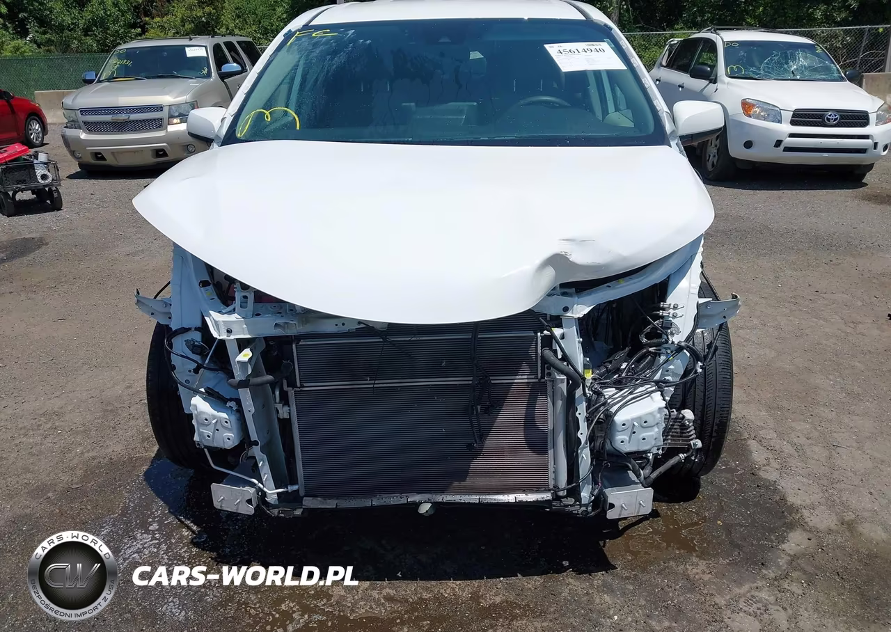 2024 Toyota Sienna Le VIN:5TDKRKECXRS207261 - 6