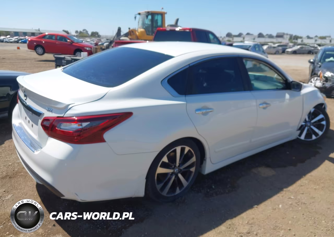 2017 Nissan Altima 2.5 Sr VIN:1N4AL3AP2HN324435 - 4