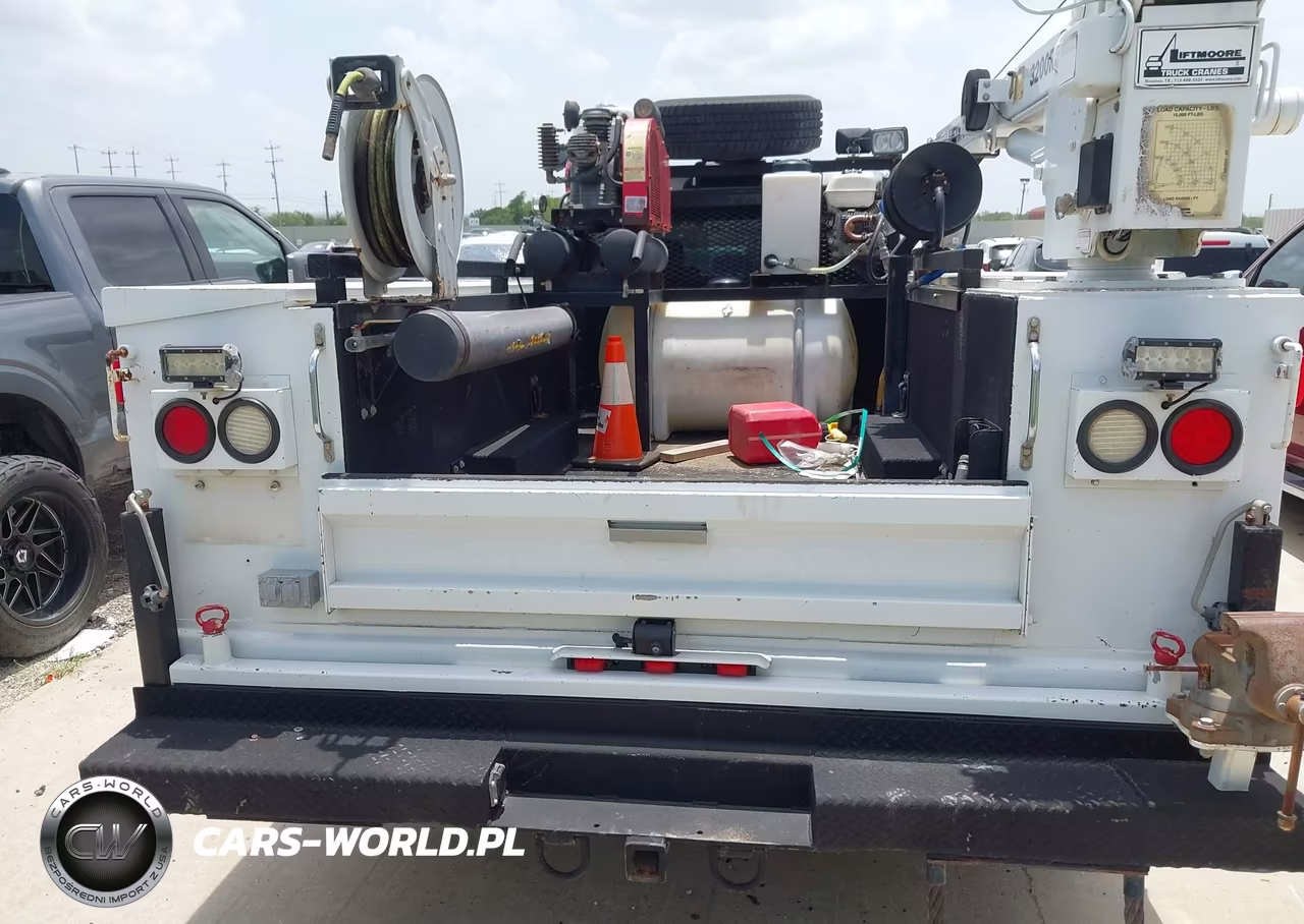 2019 Ford F-350 Chassis Xl VIN:1FD8W3GT5KEC10615 - 18