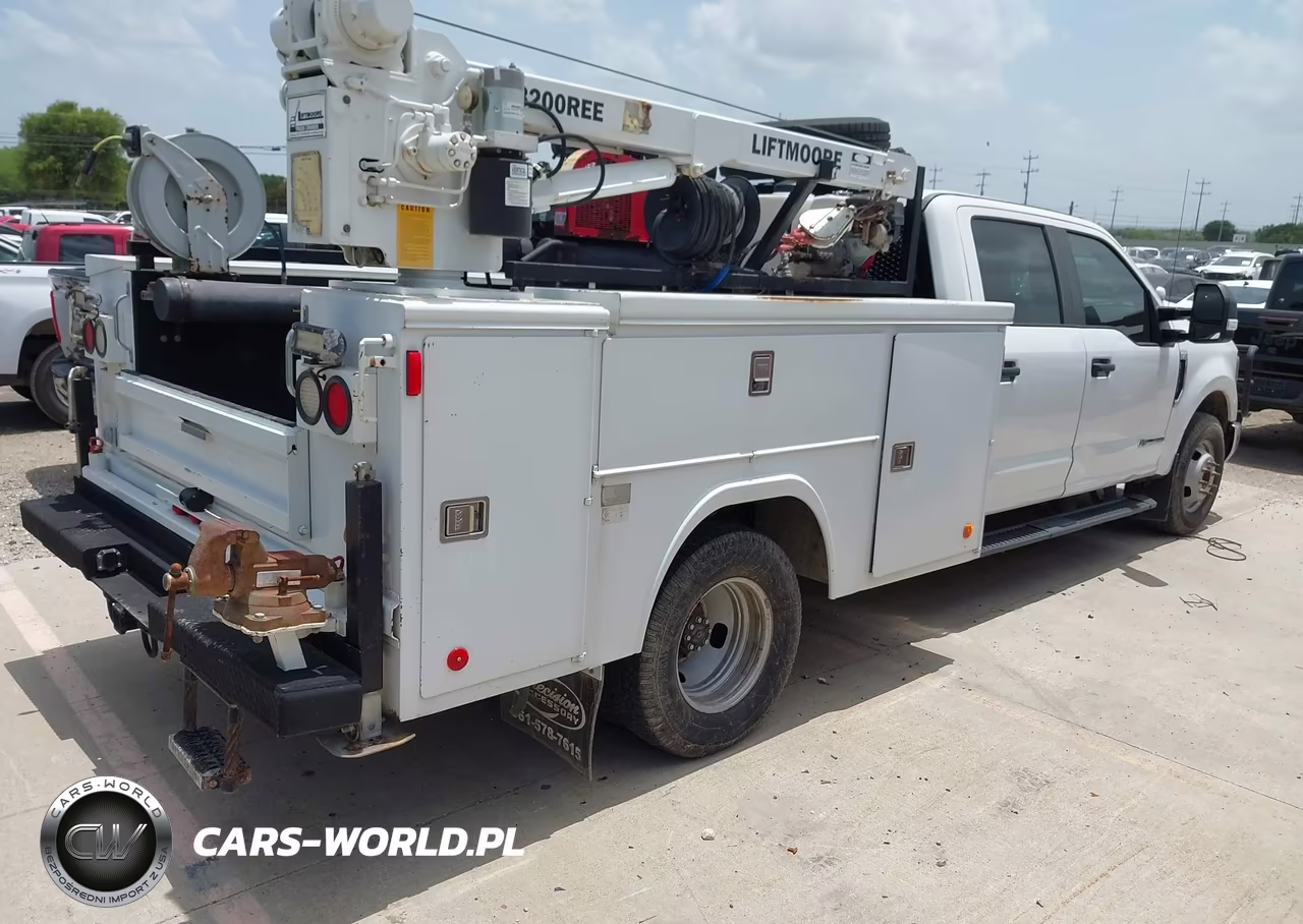 2019 Ford F-350 Chassis Xl VIN:1FD8W3GT5KEC10615 - 4