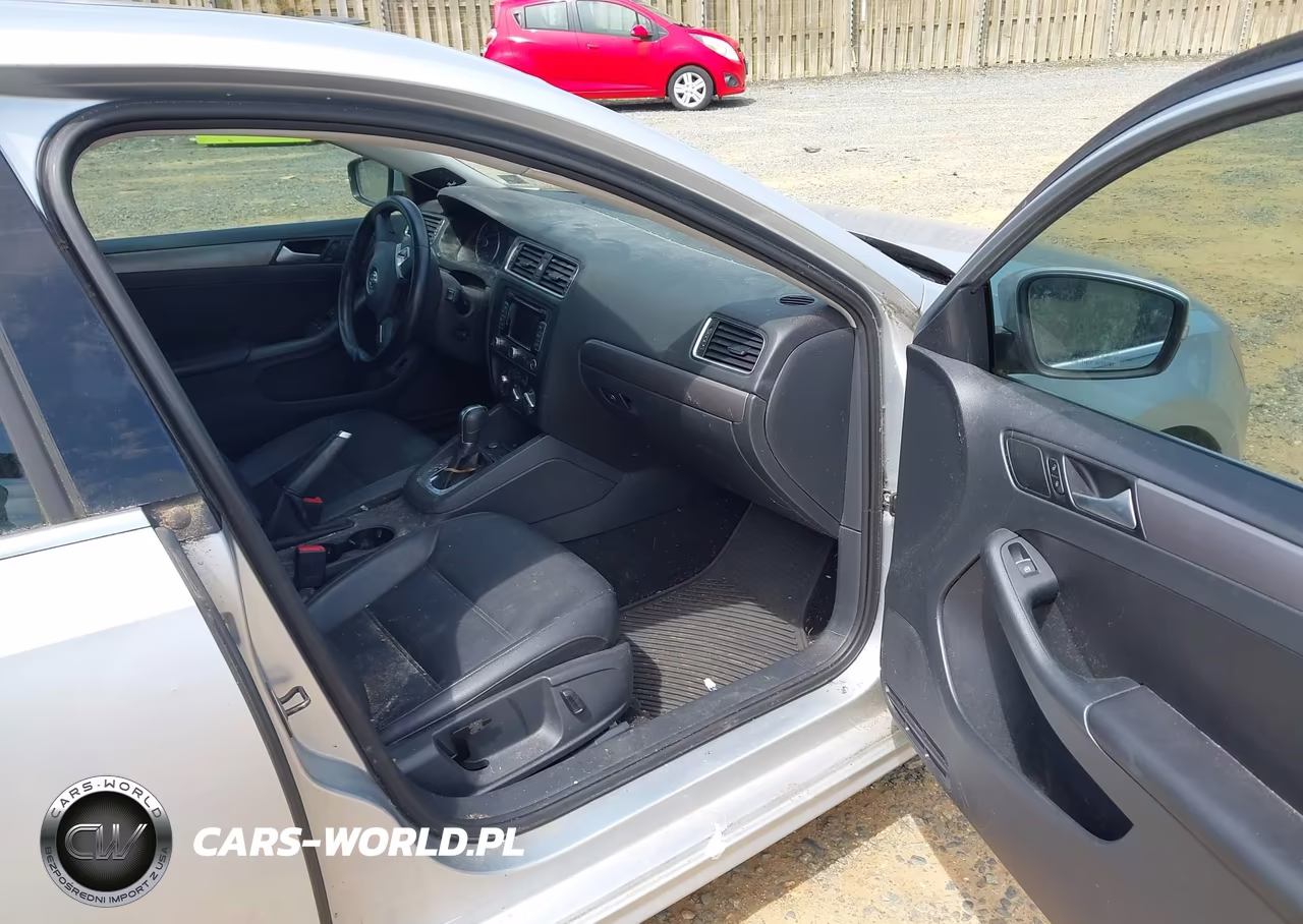 2014 Volkswagen Jetta 2.0L Tdi VIN:3VWLL7AJ8EM321340 - 5