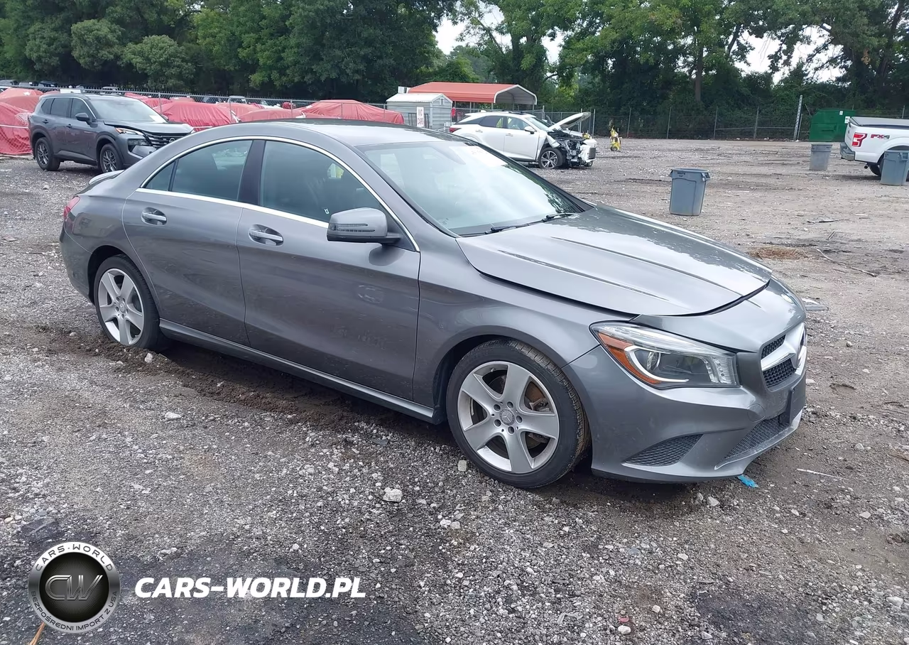 2015 Mercedes-Benz Cla 250 4Matic – zdjęcie 1 z 15