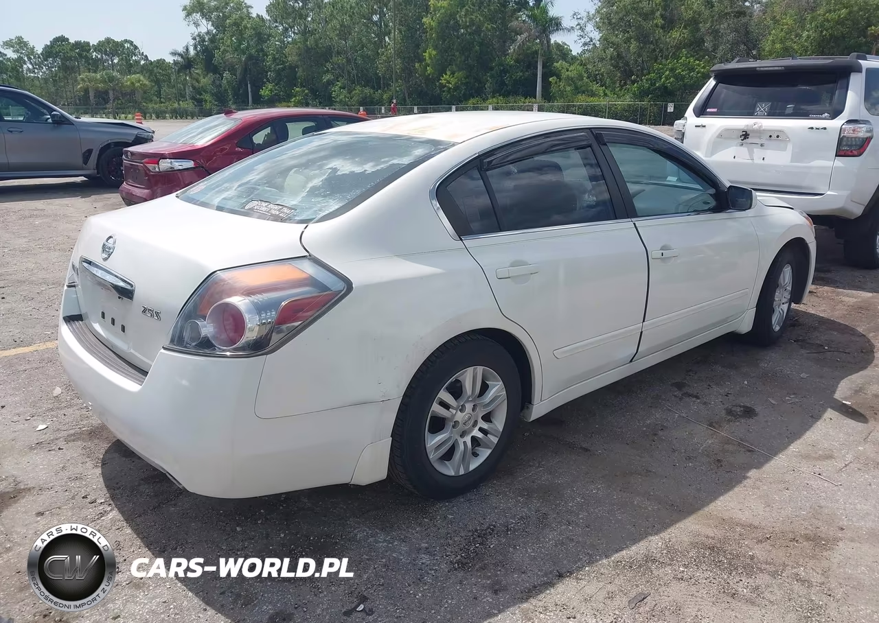 2012 Nissan Altima 2.5 S VIN:1N4AL2AP4CN547434 - 4