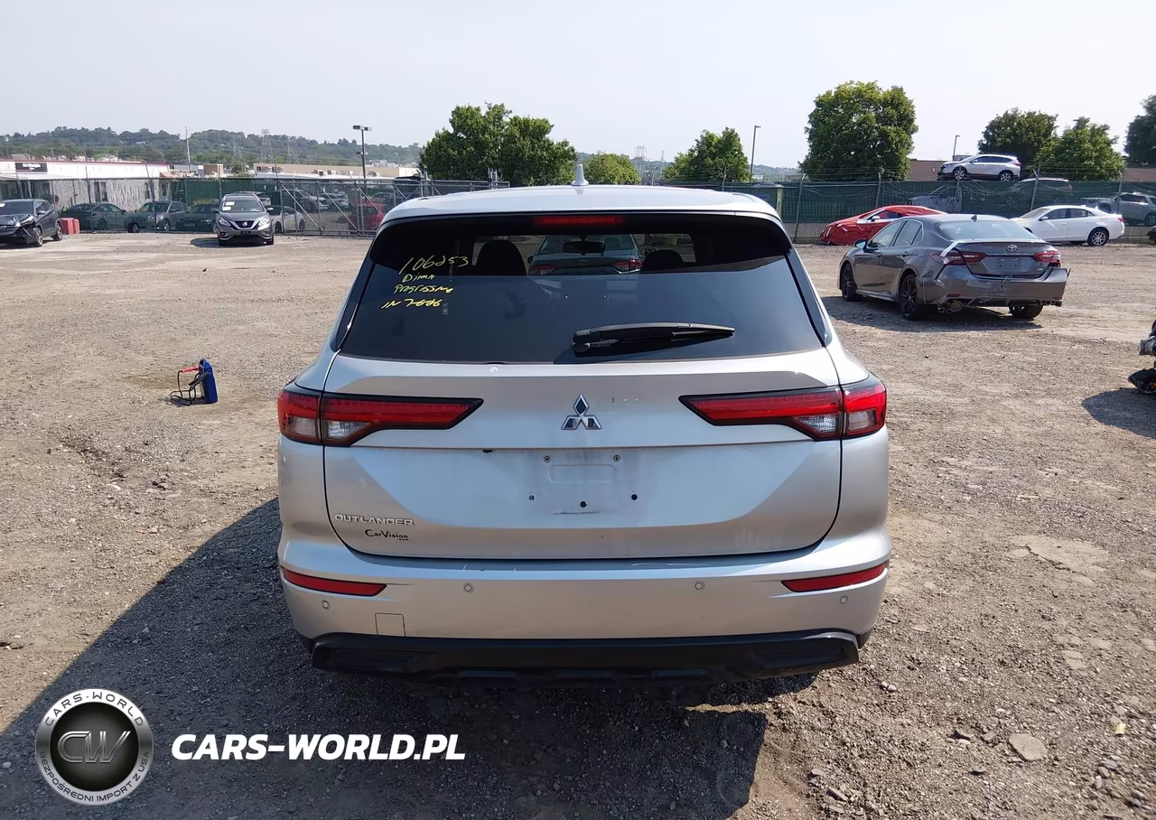 2022 Mitsubishi Outlander Black Edition 2Wd-Se 2.5 2Wd-Se Launch Edition 2Wd VIN:JA4J3UA82NZ077909 - 17