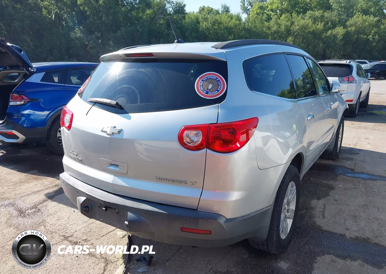 2010 Chevrolet Traverse Lt VIN:1GNLRFED3AS110197 - 4