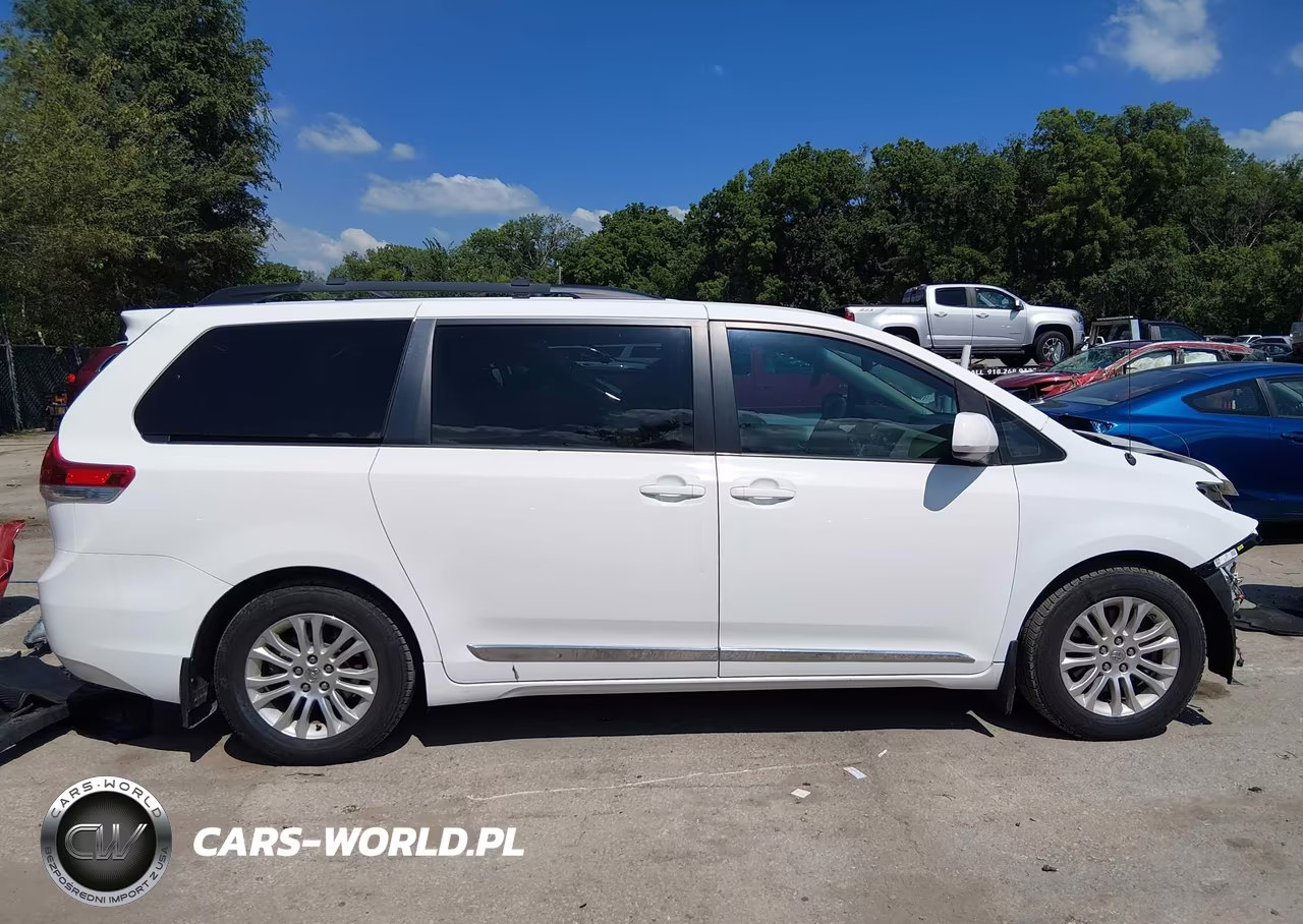2011 Toyota Sienna Xle V6 VIN:5TDYK3DC2BS165180 - 14