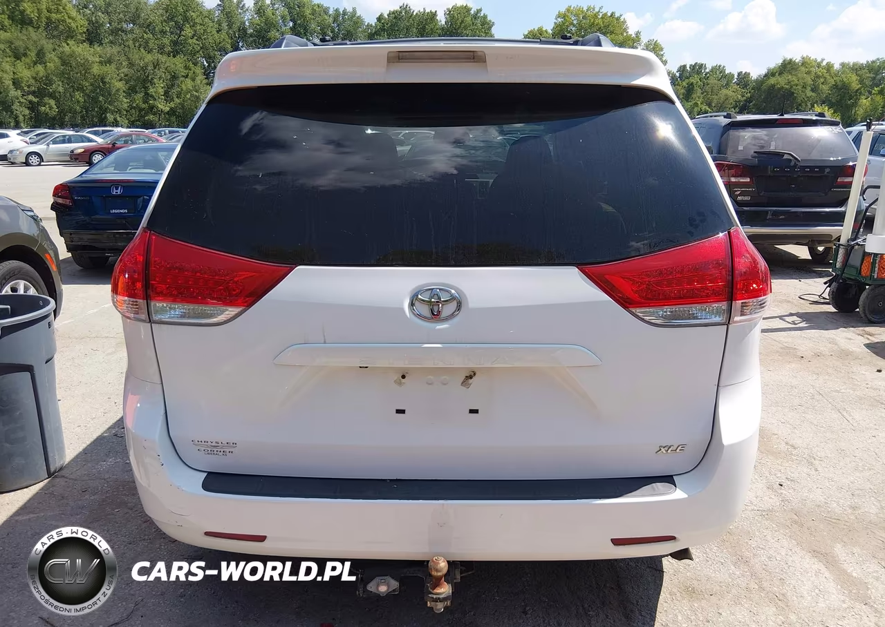 2011 Toyota Sienna Xle V6 VIN:5TDYK3DC2BS165180 - 17