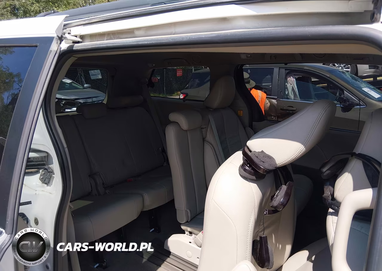 2011 Toyota Sienna Xle V6 VIN:5TDYK3DC2BS165180 - 18
