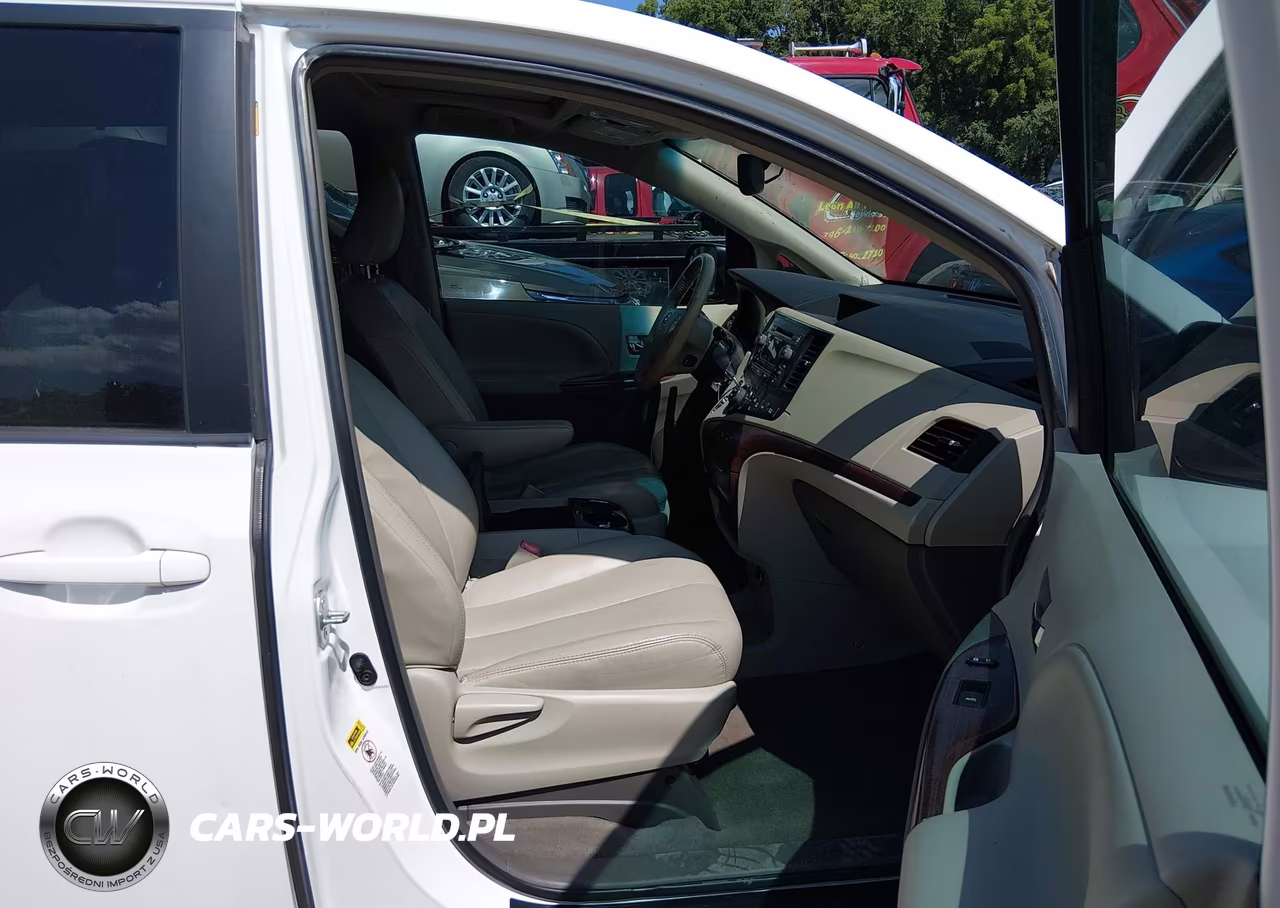 2011 Toyota Sienna Xle V6 VIN:5TDYK3DC2BS165180 - 5