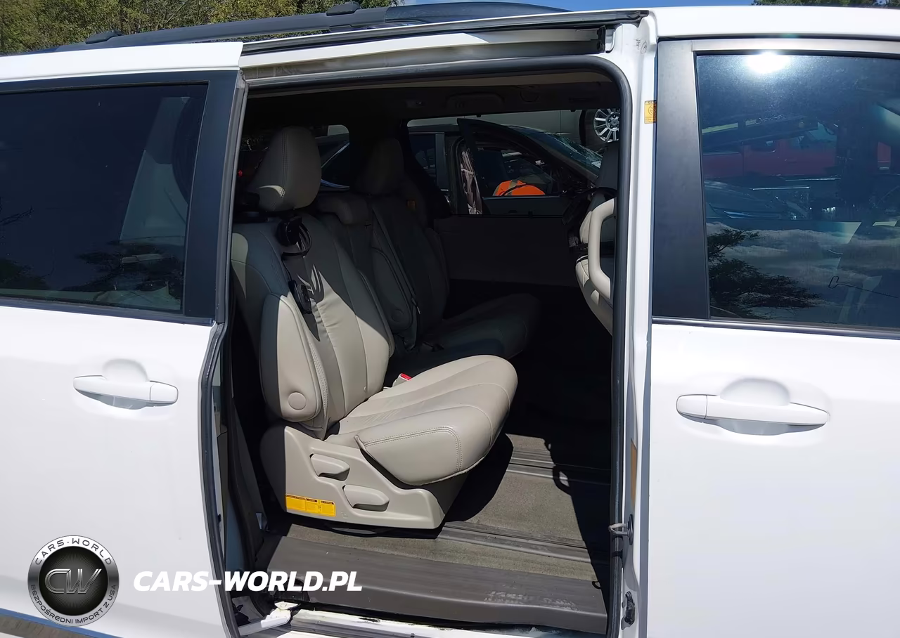 2011 Toyota Sienna Xle V6 VIN:5TDYK3DC2BS165180 - 8