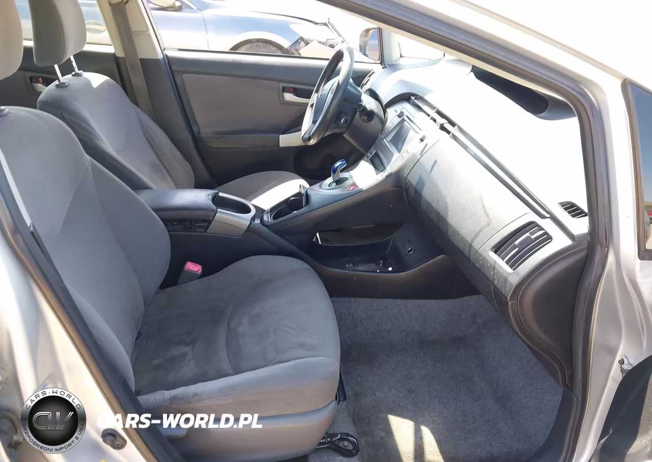 2012 Toyota Prius Three VIN:JTDKN3DU1C5411312 - 5
